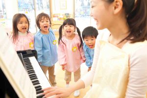 【徹底解説】保育教諭とは？必要資格や保育士との違い、仕事内容などをわかりやすく解説！