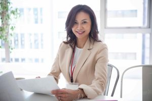 保育園の園長とは？園長になるには？年収や仕事内容、役割、資格要件、年齢、自己評価の仕方は？