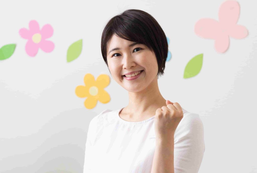 保育士証、引越し・結婚・離婚時の住所や名前の変更はいつまで？ネットでの手続きは？【保育士人材バンク】