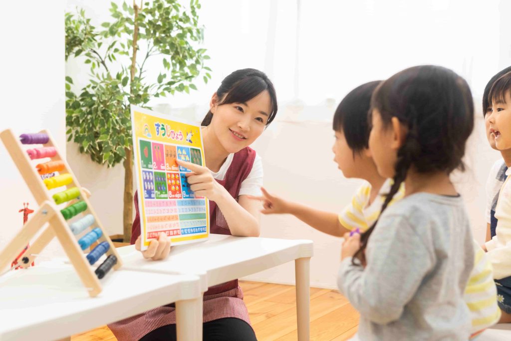 保育士資格を活かせる転職先は?【保育士人材バンク】