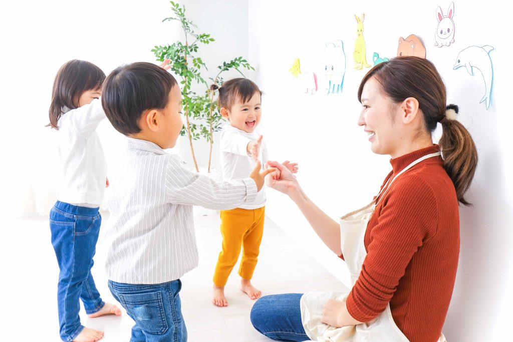 児童指導員の志望動機（自己PR）の書き方【年齢別】アドバイス・注意点！【保育士人材バンク】