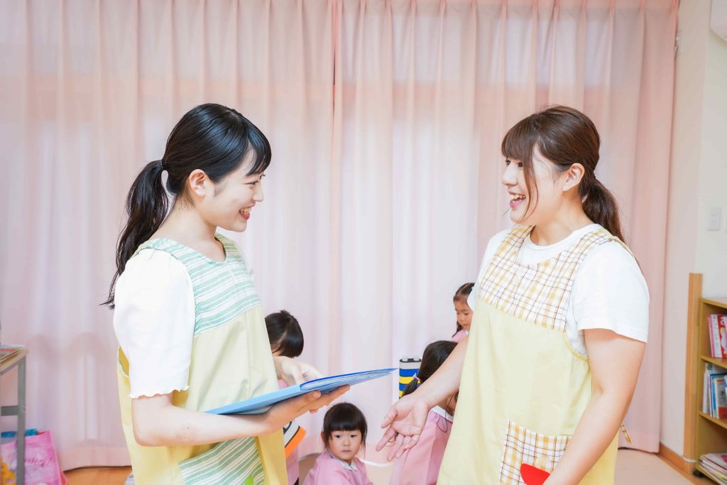 保育士の雇用形態別の仕事内容【保育士人材バンク】