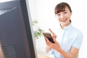 【2025年最新】保育士の年収はいくら？平均年収や年収アップの方法もご紹介