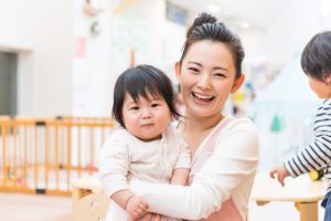 保育補助とは？仕事内容や求人の探し方も解説